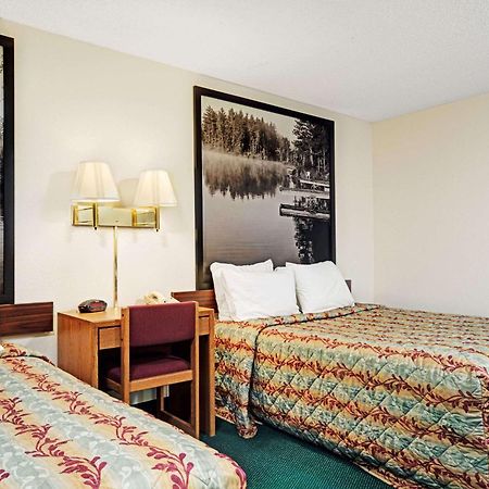 Super 8 By Wyndham Rogers Minnesota Exterior foto